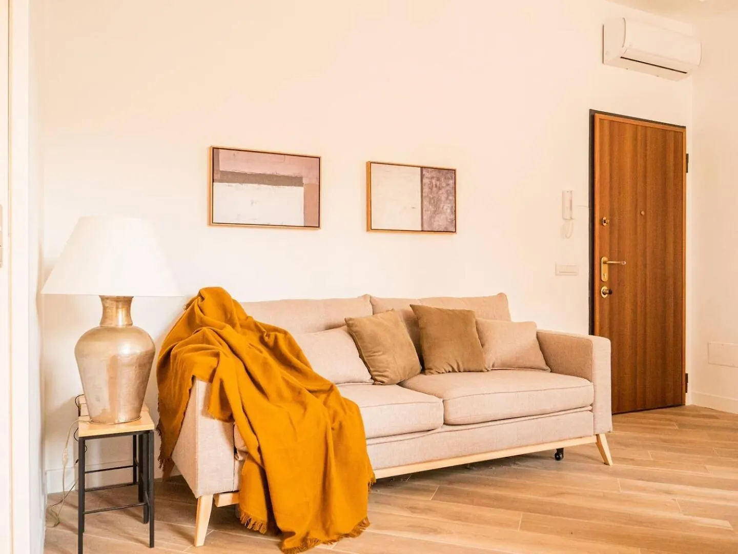 Milan Downtown Apartments Olaszország