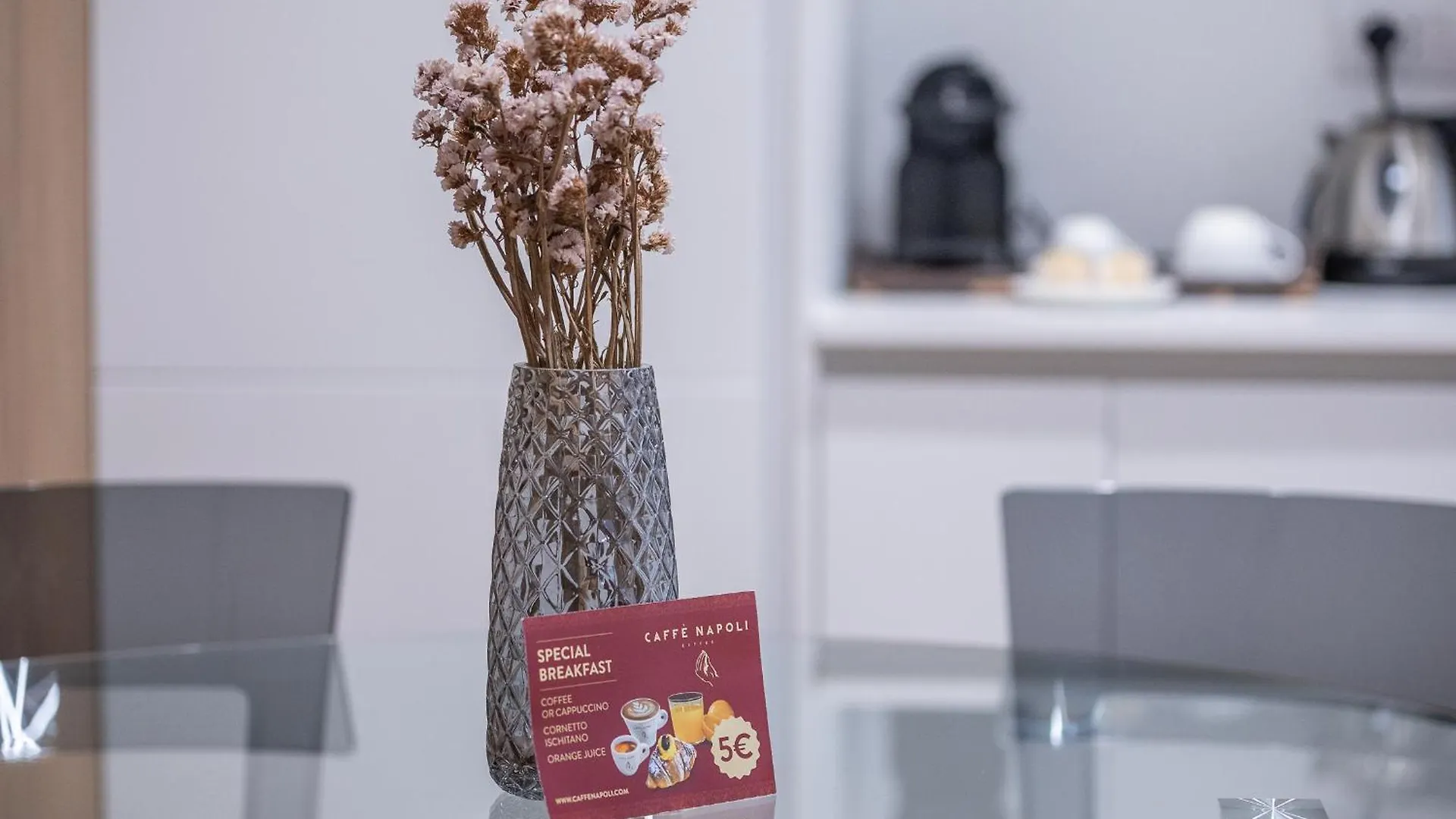 Milan Downtown Apartments 0*,  إيطاليا